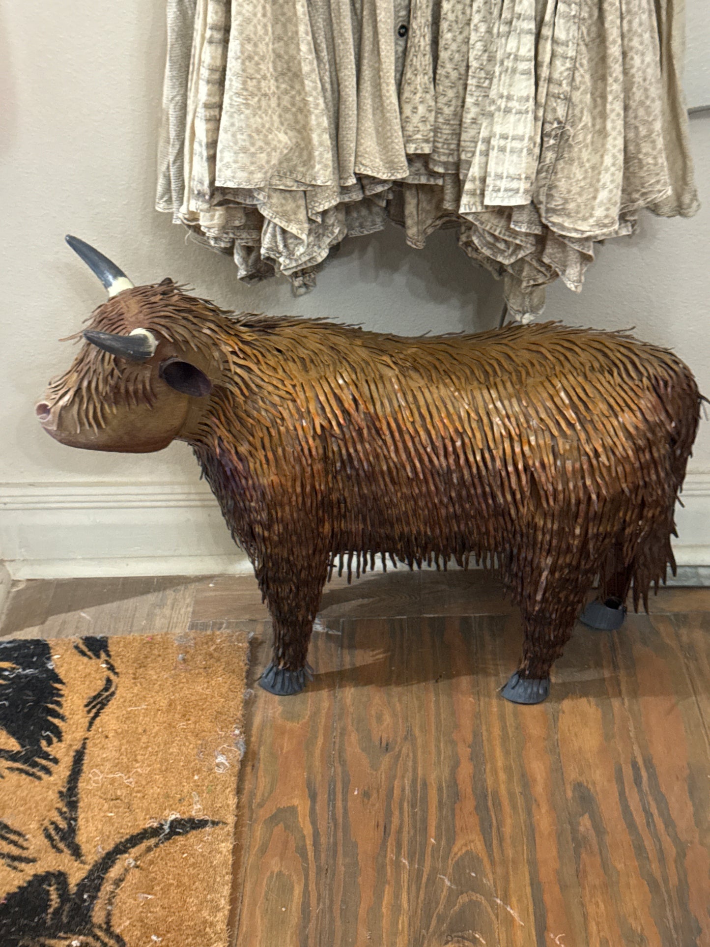 Metal Highland Cow Statue
