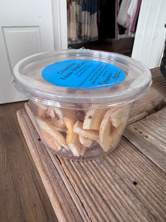 Freeze Dried Cinnamon Apples